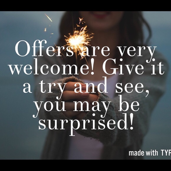 ✨Shop my Closet✨ - Picture 3 of 3